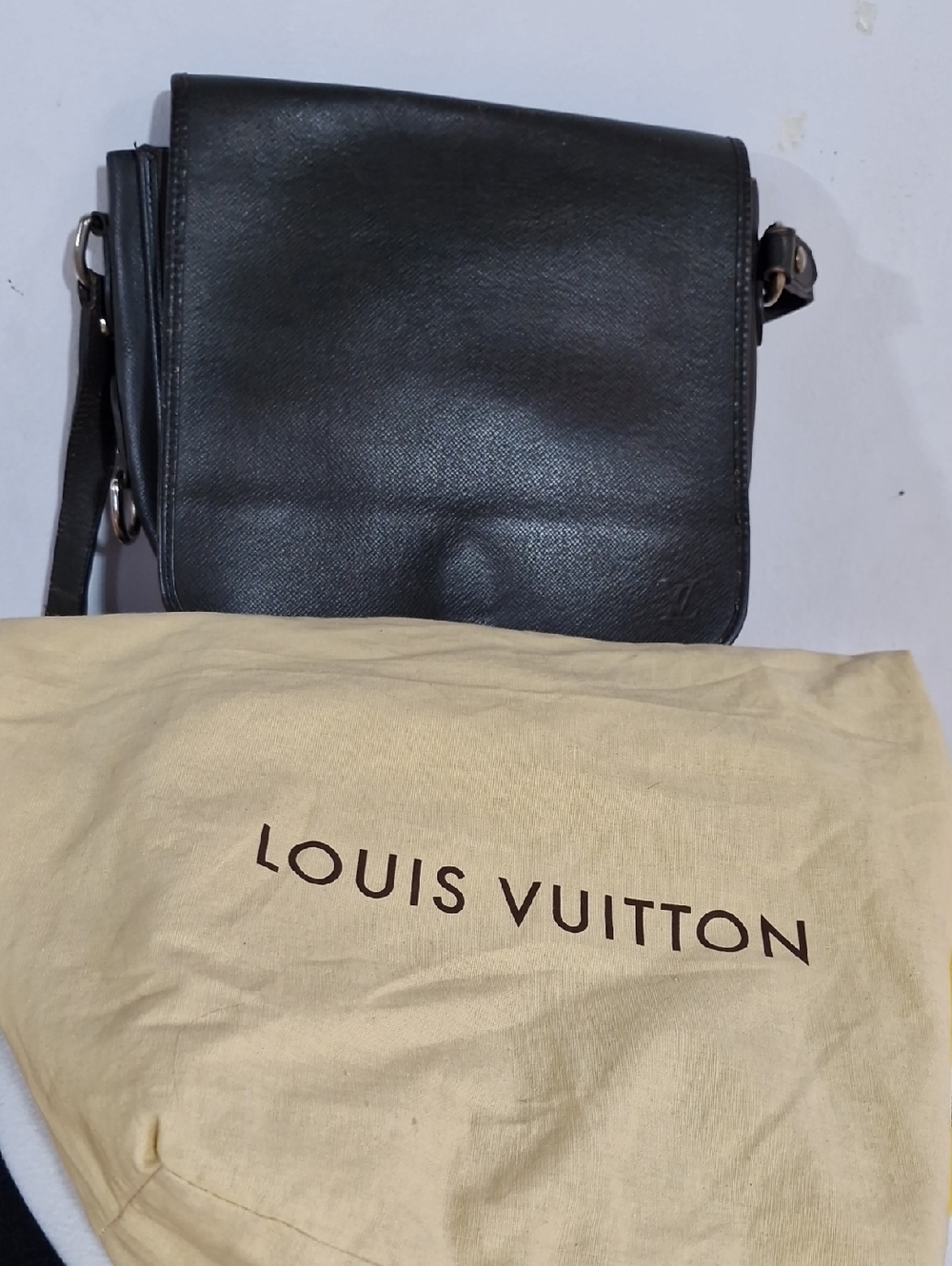 Louis Vuitton Dark Brown Taiga Leather Messenger Bag
